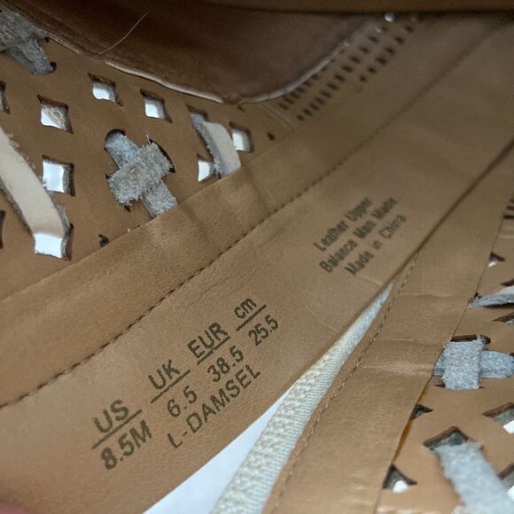 Franco Sarto Damsel Leather Woven Booties size 8.5 - Picture 7 of 7